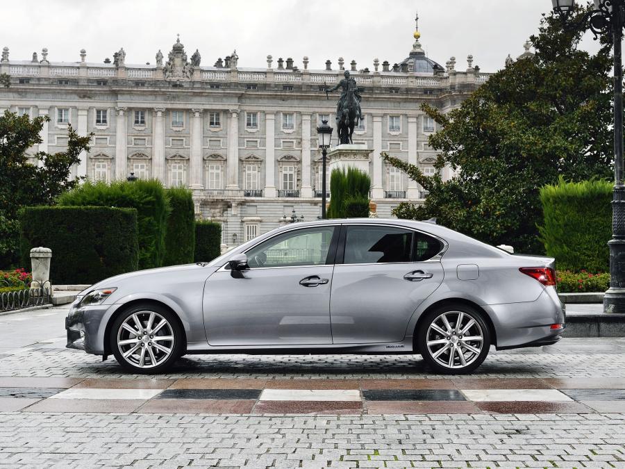  Lexus GS300h 2013 года  (фото 14 из 20)